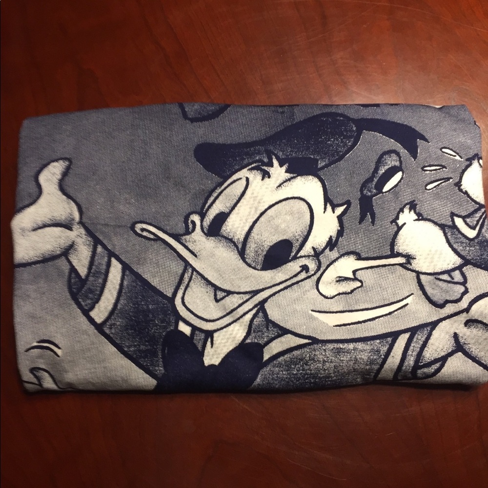 Men’s Donald Duck Graphic Tee, Size L